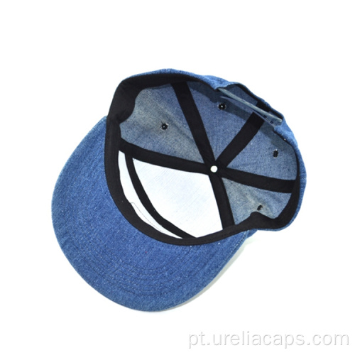 Boné snapback de algodão com etiqueta de couro